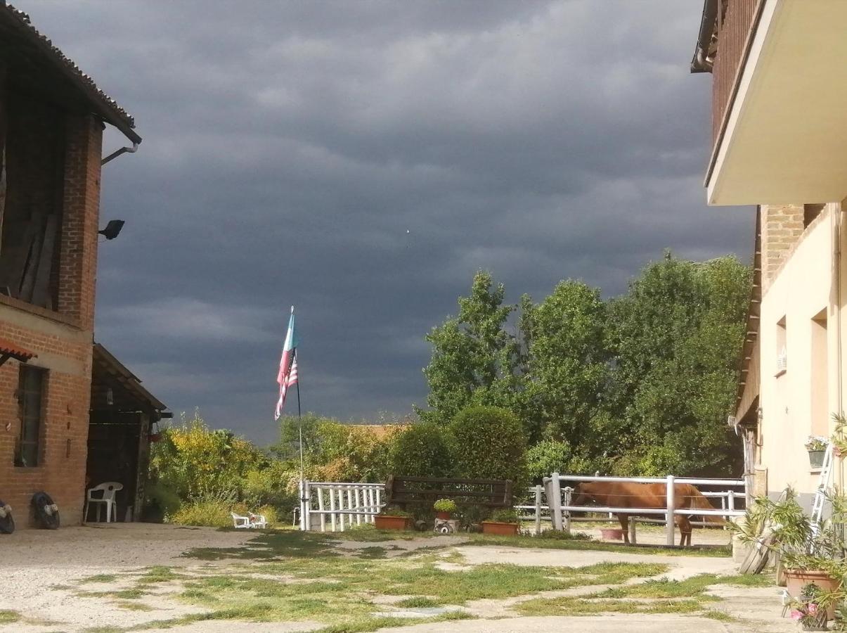 Felix House Bed & Breakfast Codevilla Bagian luar foto