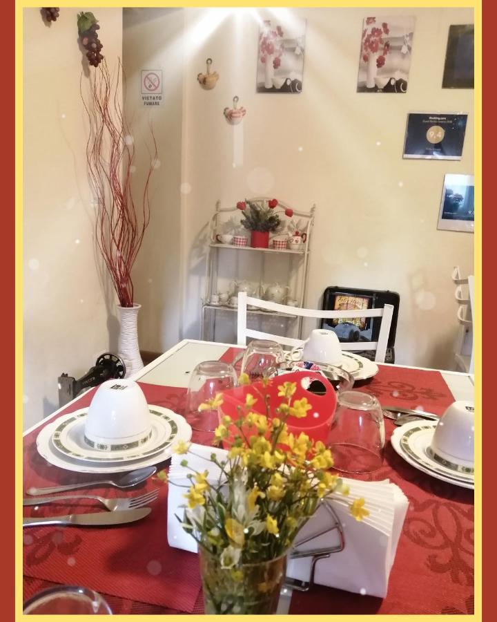 Felix House Bed & Breakfast Codevilla Bagian luar foto