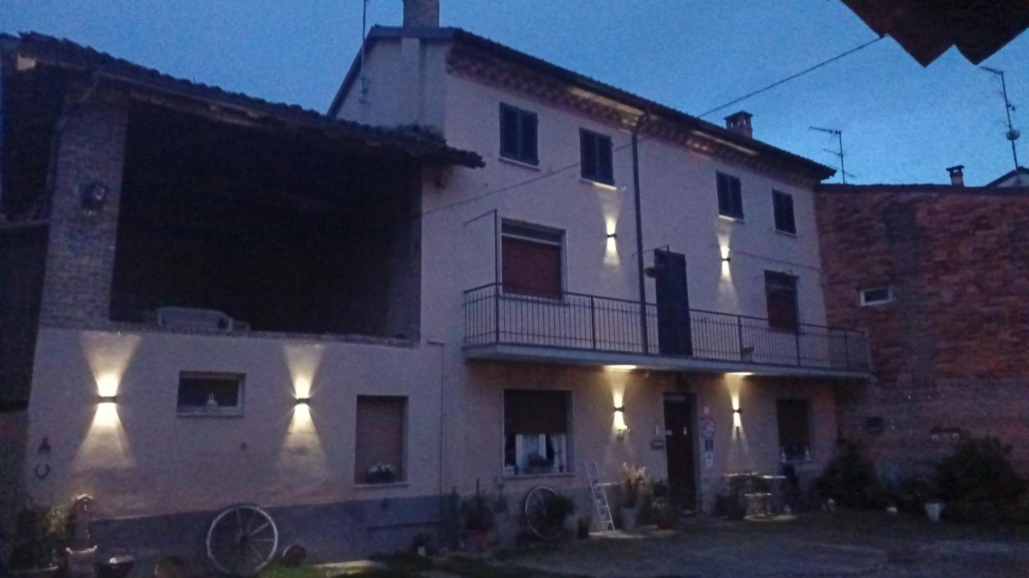Felix House Bed & Breakfast Codevilla Bagian luar foto