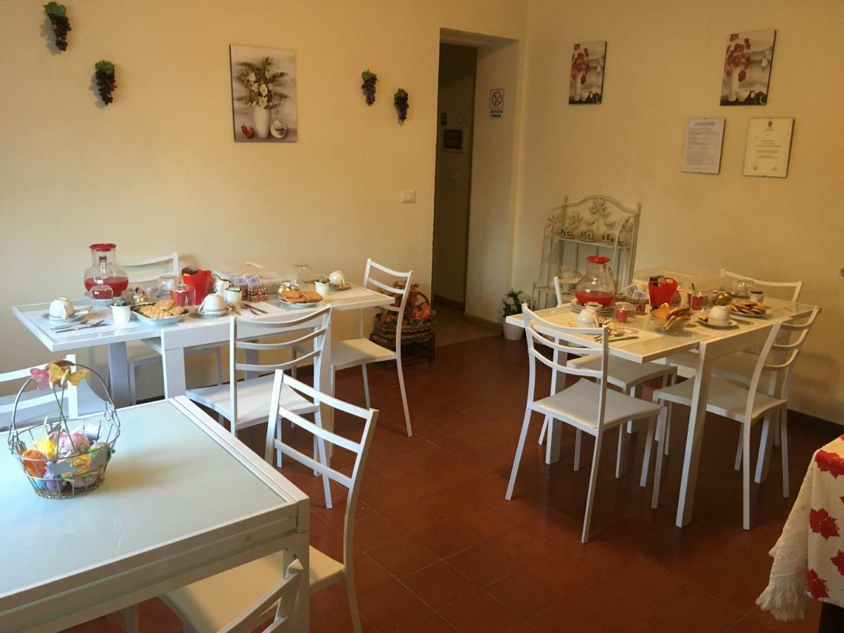 Felix House Bed & Breakfast Codevilla Bagian luar foto
